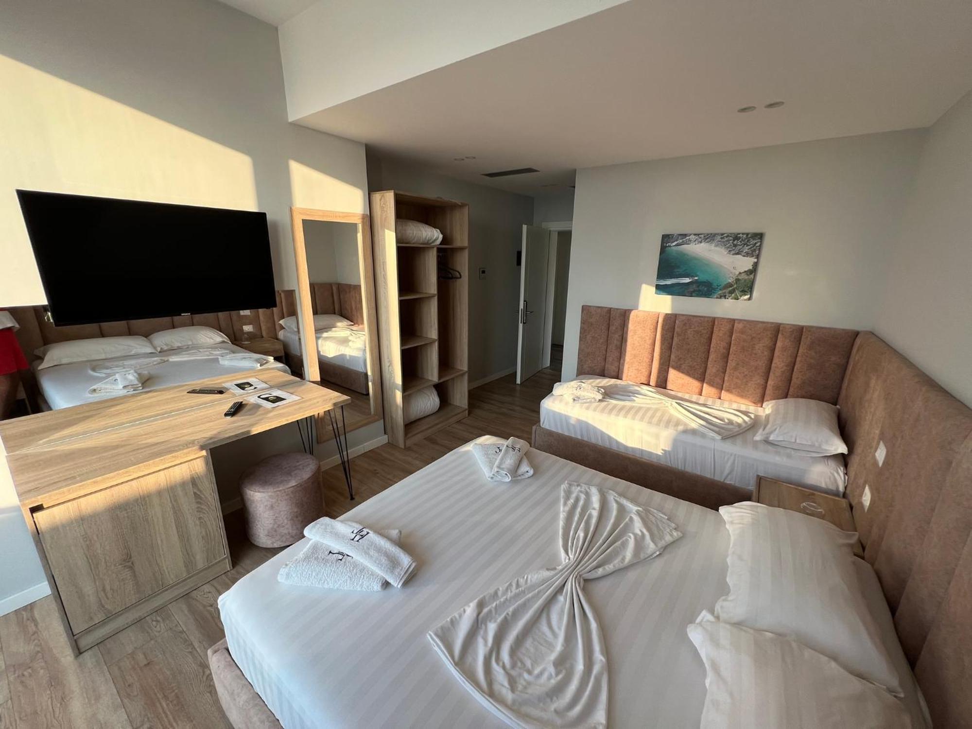 Villa Tramonto Vlore Radhimë Dış mekan fotoğraf